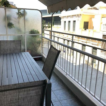 Oliver Suites Atenas Exterior foto